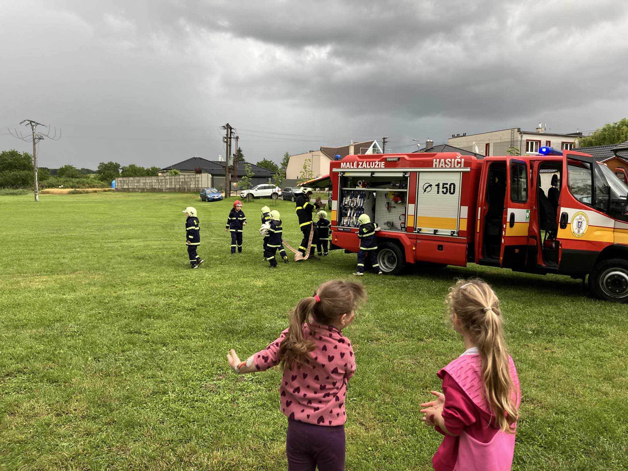 Zamestnanecký grantový program