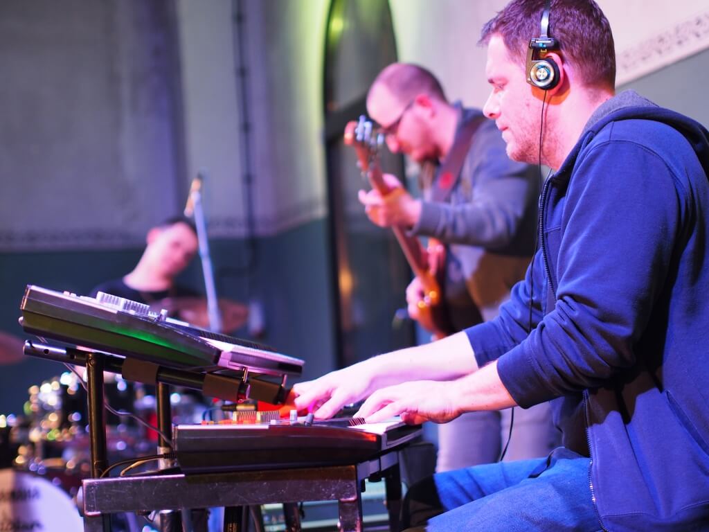 Vzdelávanie, veda, kultúra v Elektrárni Piešťany