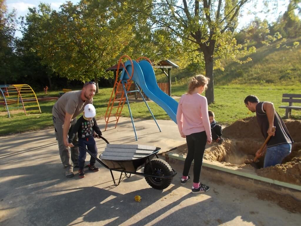 Zamestnanecký grantový program