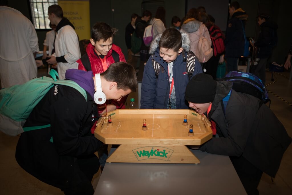 Vzdelávanie, veda, kultúra v Elektrárni Piešťany